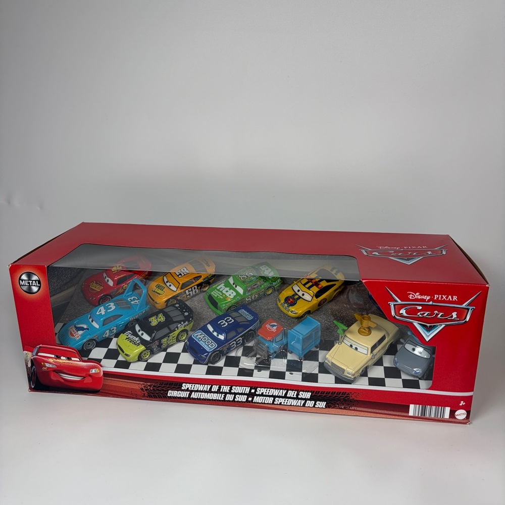 Disney Pixar Cars - Speedway of the South - 11 Cars Metal TARGET exclusive 2021